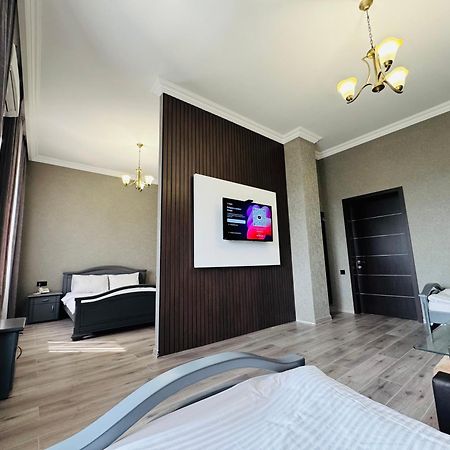 Capital Hotel Yerevan Exterior photo